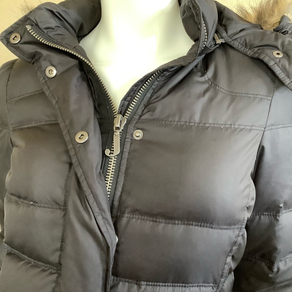 Women's Black Puffer Coat with Faux Fur Hood - Picture 5 of 8